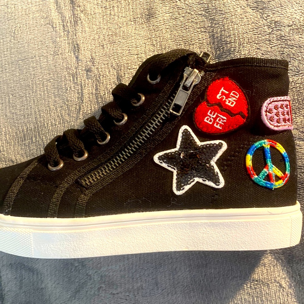 New Black Size 2 Shoe